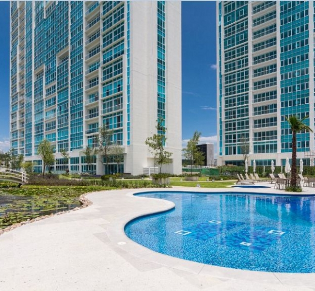 Queretaro Juriquilla Towers Renta Exclusivo condominio amueblado Riguroso Acceso controlado y seguridad 24 Hrs.